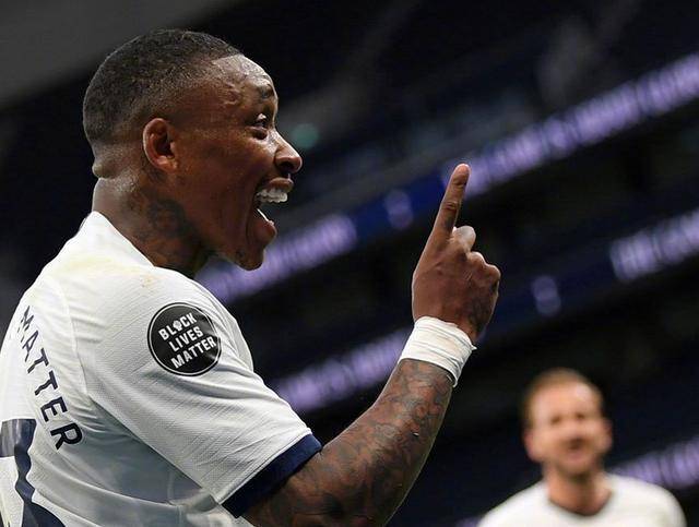  穆里尼奥炮轰裁判,罗马战平遭罚分  