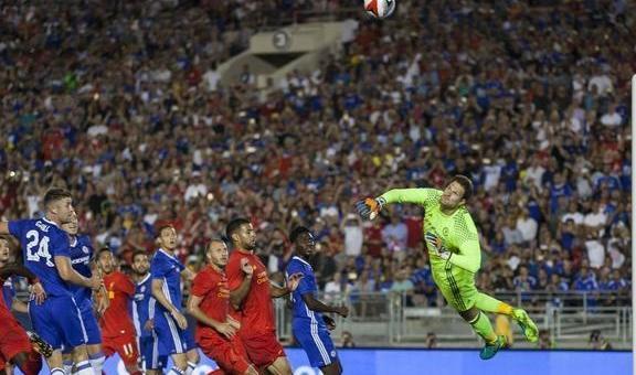  利物浦主场失利争冠形势急转  