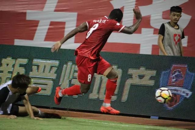  不来梅与奥格斯堡互交白卷，握手言和各取一分